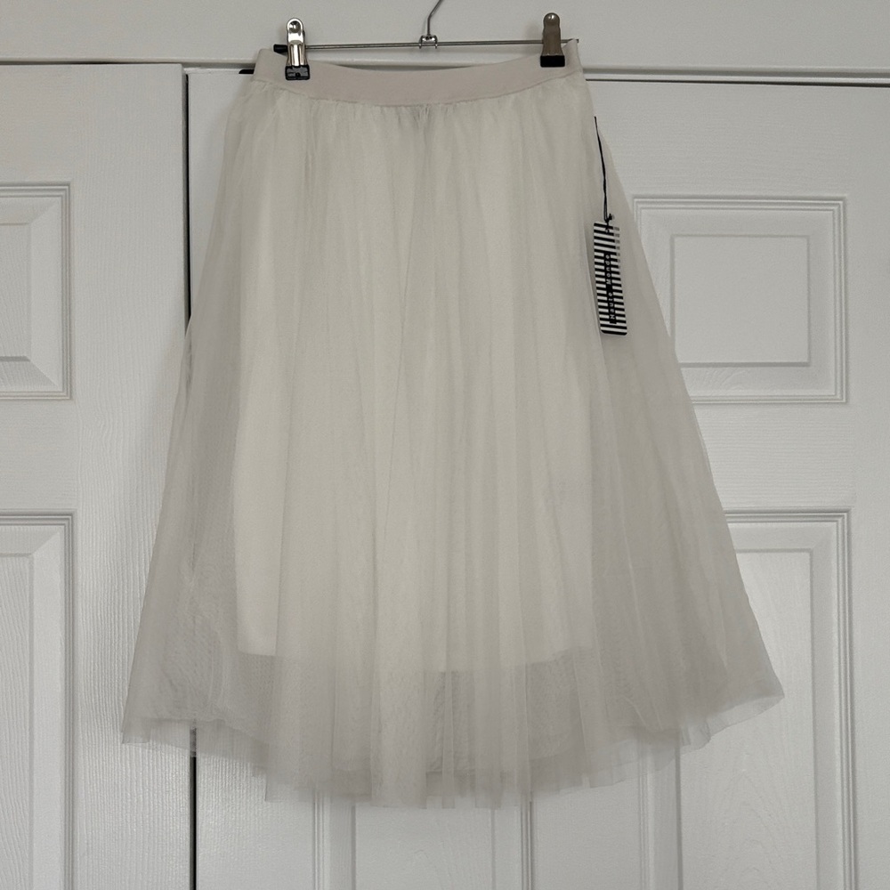 Haute Monde White tulle skirt